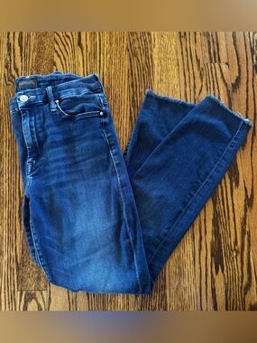 MOTHER High Waisted Looker Ankle Fray Jeans Dark Wash Size 28 Designer Denim